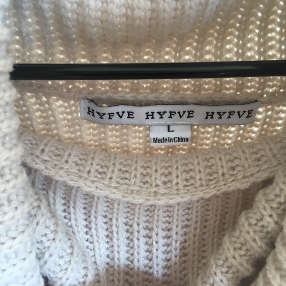 Hyfve Knit Oversized Knit Sweater - Picture 5 of 7